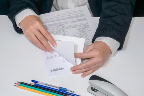 境外間諜利用信息咨詢服務(wù)滲透研究生，大量敏感信息遭竊取